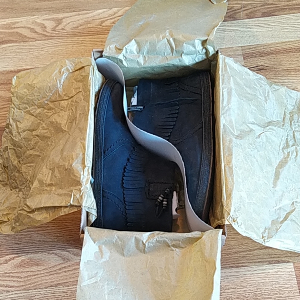 UGG Australia Women's Tiana Boots